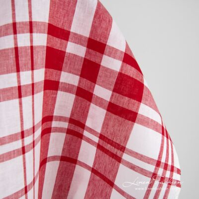 Checked linen fabric in red