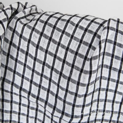 Linen fabric in black and white checks washed 8 Linen fabric in checks, high quality