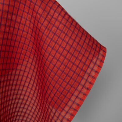Linen fabric red and violet transparent checks 6 Linen fabric red and violet transparent checks, 100% linen
