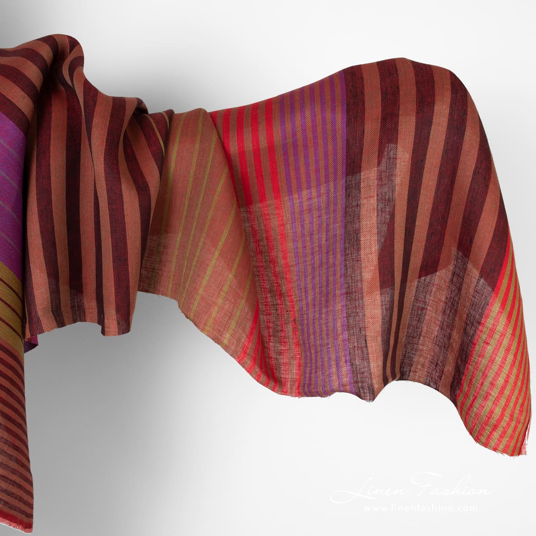 Linen fabric in red stripes