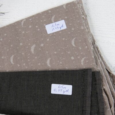 Linen-Cotton Fabric Cuts, Set No. 738 8 Linen Fabric Cuts, Set No.738