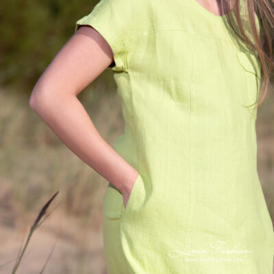 TIFANNY Dress light green 10 light green linen dress with short sleeves.