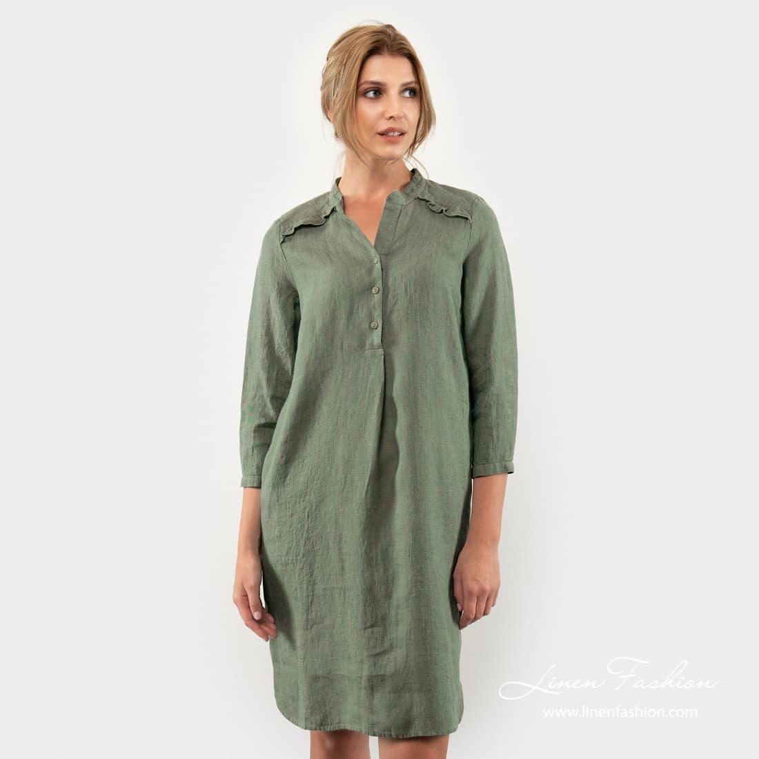 SIGA green linen dress.