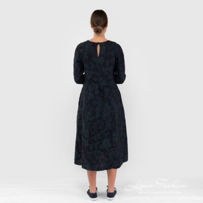 DELFINA Dress black floral 12 Floral patterned linen dress.