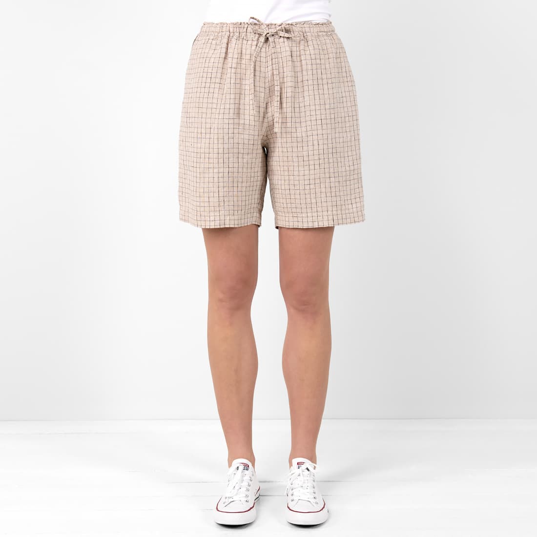 Linen brownish checked shorts, elastic waist