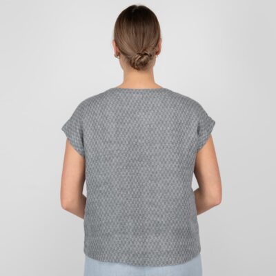 linen grey blouse in checks from backside