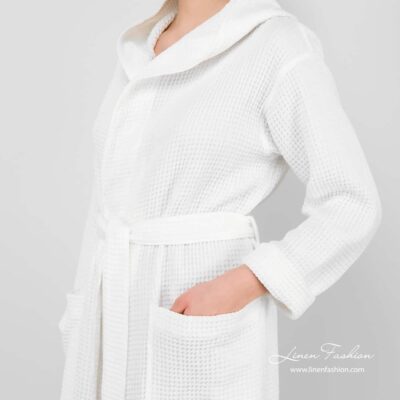 VERO Bathrobe white 8 VERO Bathrobe white