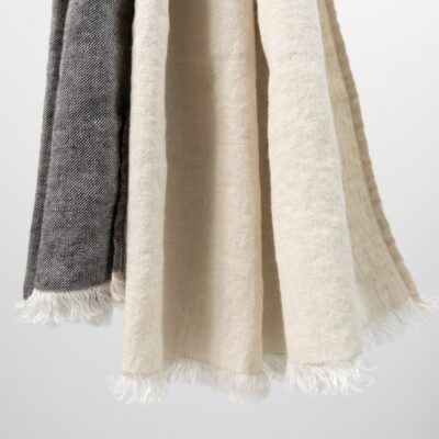 TORBY Shawl beige black 10 beige linen shawl, with fringes