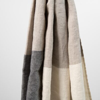 TORBY Shawl beige black 9 beige linen shawl, sand, grey, black