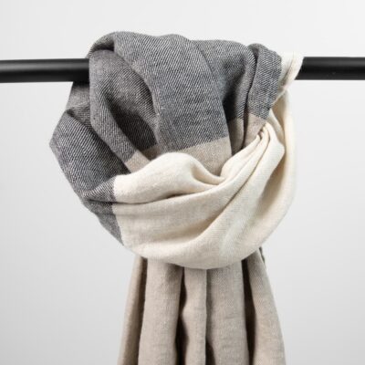 TORBY Shawl beige black 8 beige linen shawl, washed