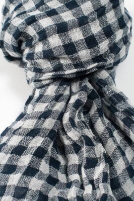 FINO Shawl blue checked 4 FINO Shawl blue checked