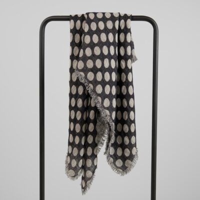 ZINA Scarf black 4 Natural and black linen scarf