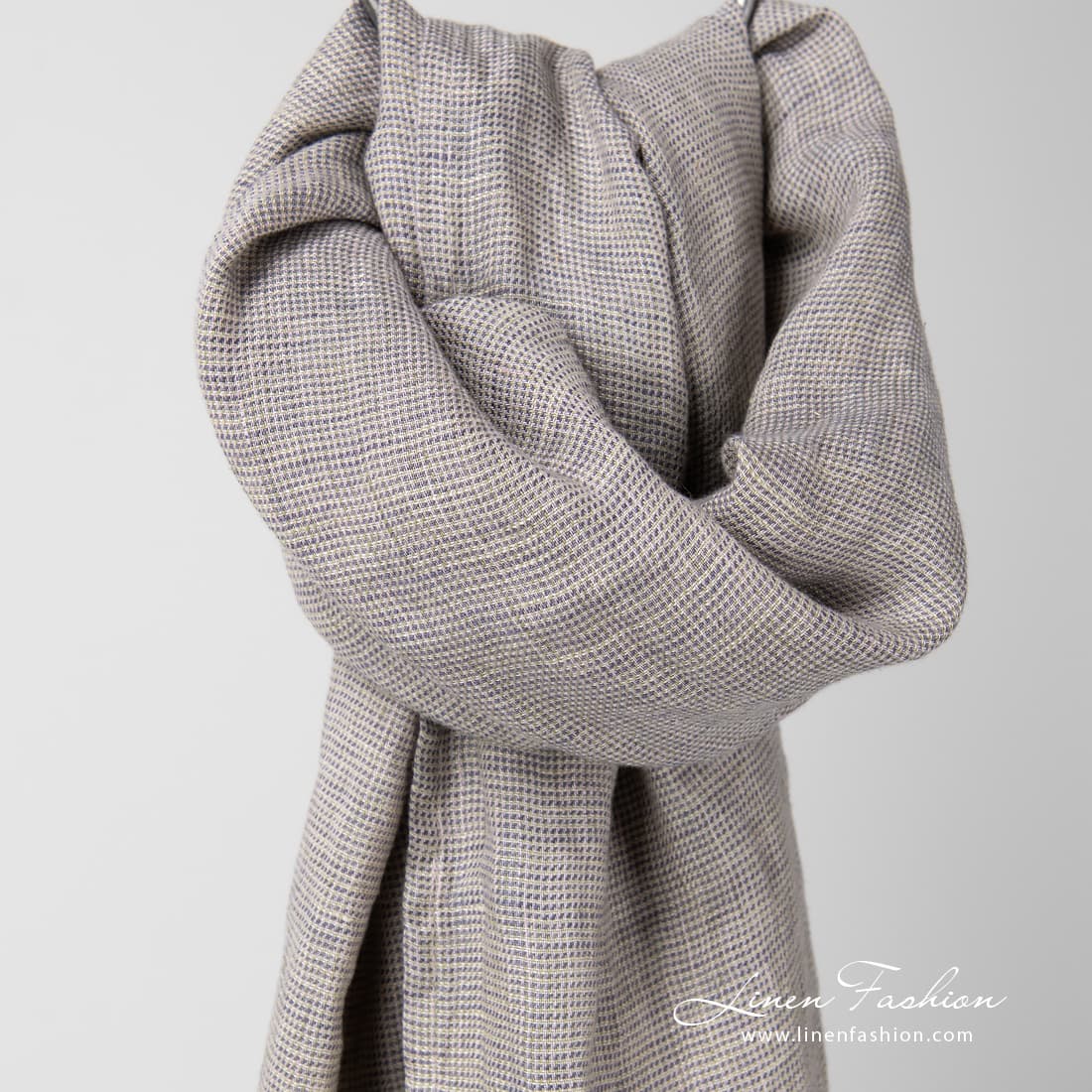 MEINO Shawl greyish 1 MEINO greyish shawl