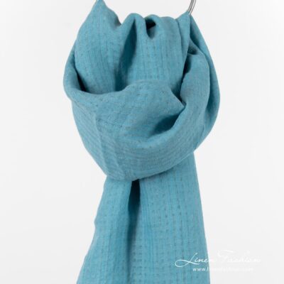 MARE Shawl blue 5 MARE blue linen shawl in openweave checks