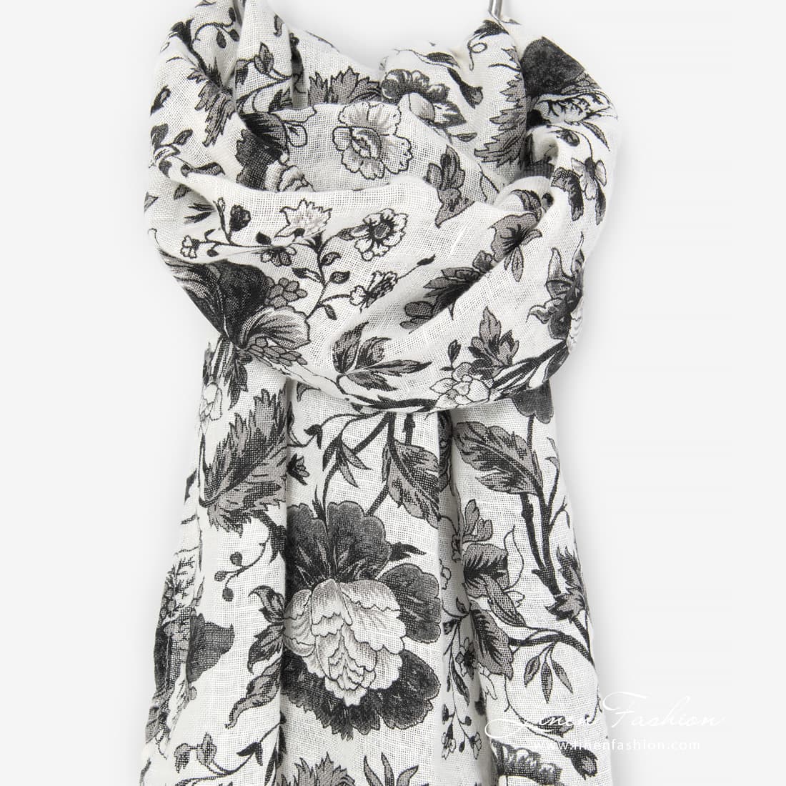GARDENIA shawl black.