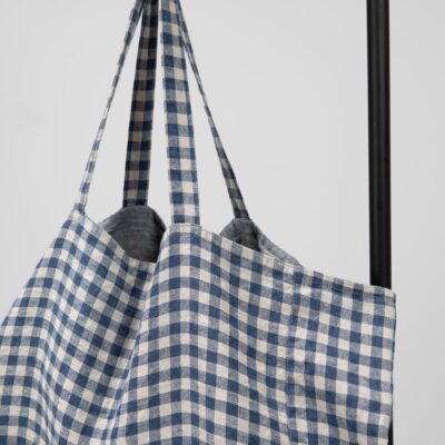 SANTIAGO Bag blue checked 5 blue checked linen bag with handles