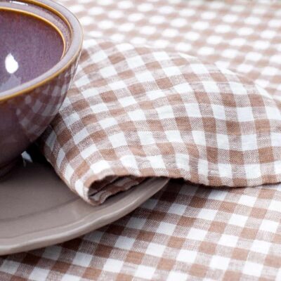 VICHY Table napkin brownish 4 Checked brown linen napkin, pure linen
