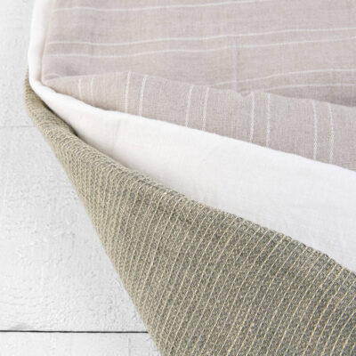 Linen Fabric Cuts, Set No. 789 7 Linen Fabric Cuts, Set No. 789