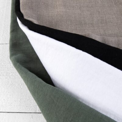 Linen Fabric Cuts, Set No. 792 7 Linen Fabric Cuts, Set No. 792