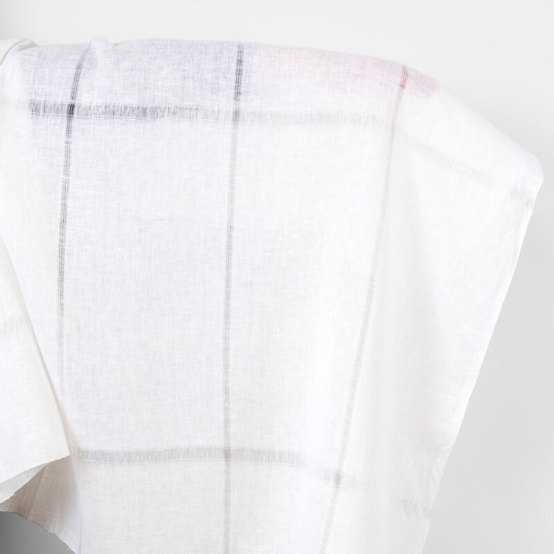 Linen fabric optical white with large checks